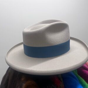 Goorin Bros Cream Hat with Blue Band